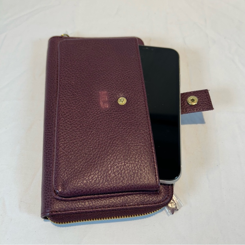 MARK & GRAHAM NWOT Wine Red Pebbled Leather Large Zip Around Wallet IPhone slot - Picture 3 of 16